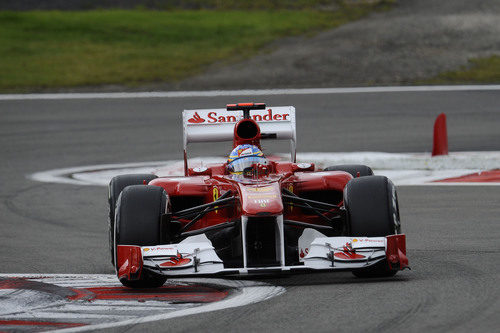 Alonso hace el máximo en clasificación