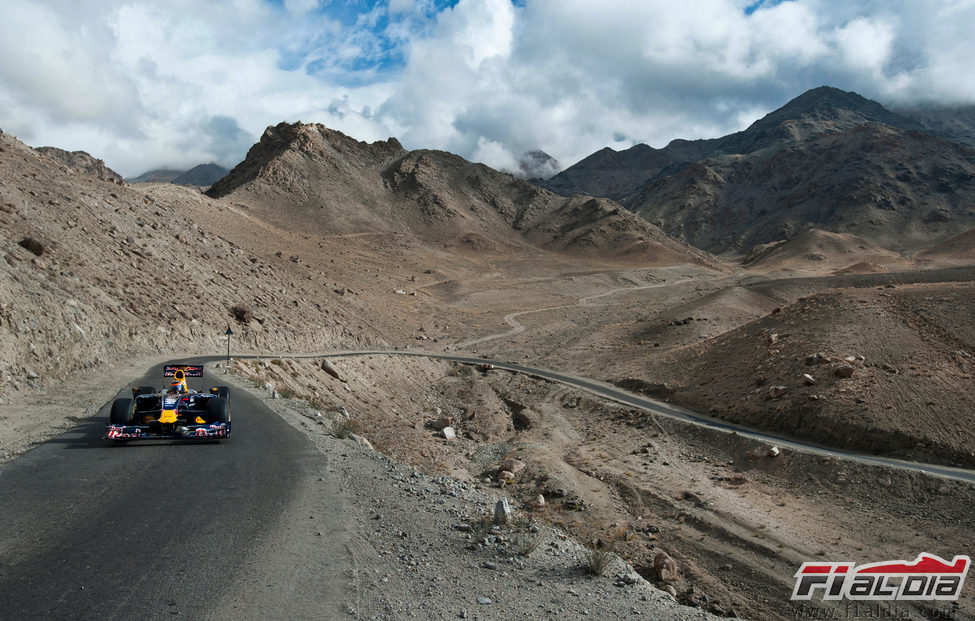 Khardung-La, la carretera más elevada del mundo