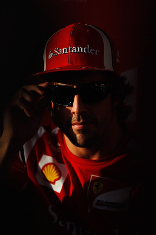 Fernando Alonso en la sombra de Abu Dabi