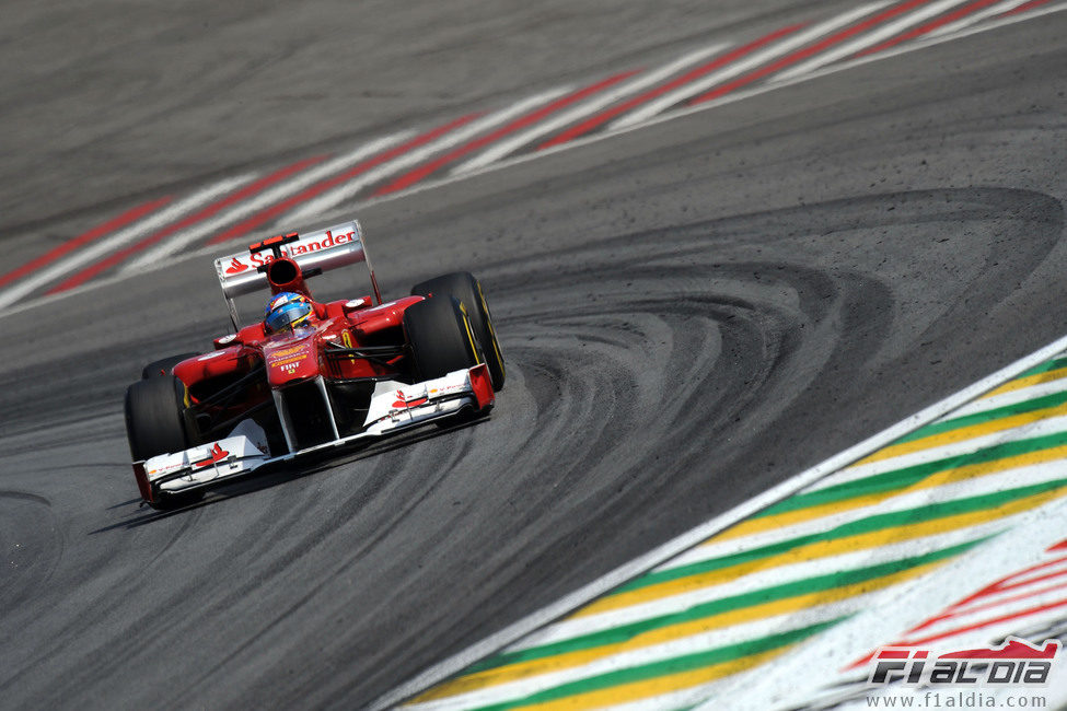 Fernando Alonso en la clasificación del GP de Brasil 2011