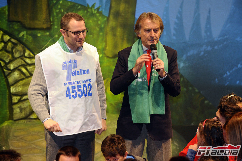 Stefano Domenicali y Luca di Montezemolo en la fiesta de Navidad