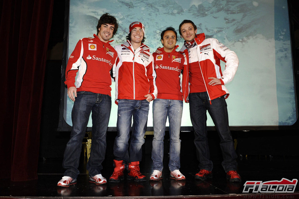 Fernando Alonso, Nicky Hayden, Felipe Massa y Valentino Rossi en el 'Wrooom 2012'