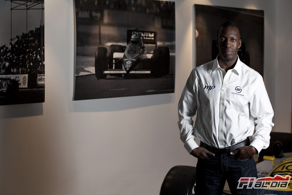 Michael Johnson en la sede de Williams F1