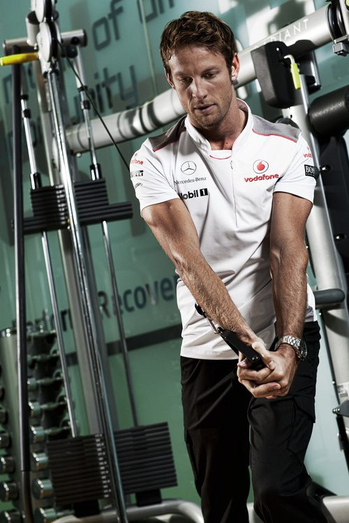 Jenson Button se pone en forma