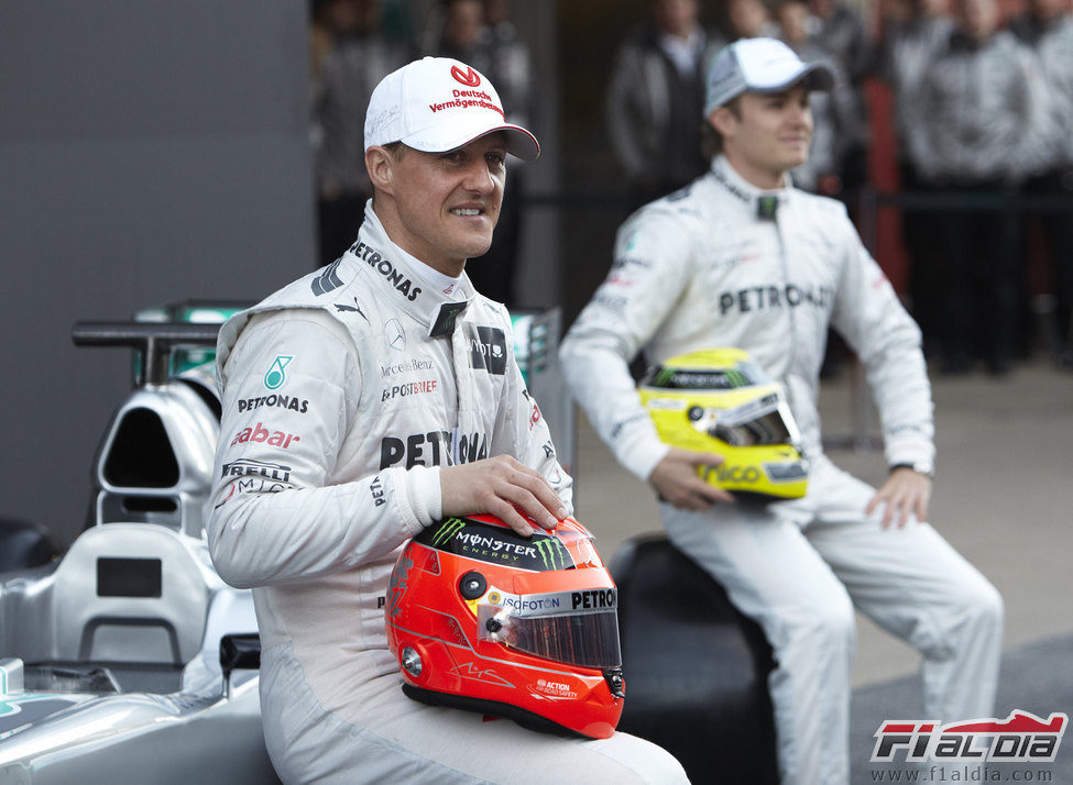 Michael Schumacher en la presentación del Mercedes W03