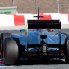 Vista trasera del McLaren de Lewis Hamilton