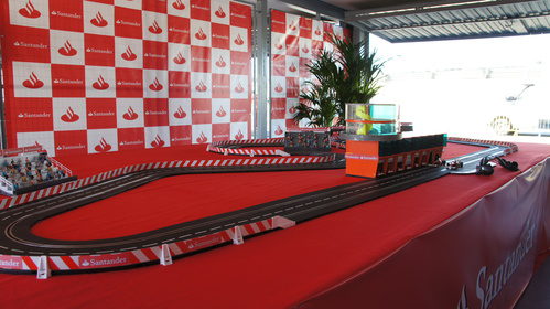 Un Scalextric en el acto de Ferrari en el Jarama