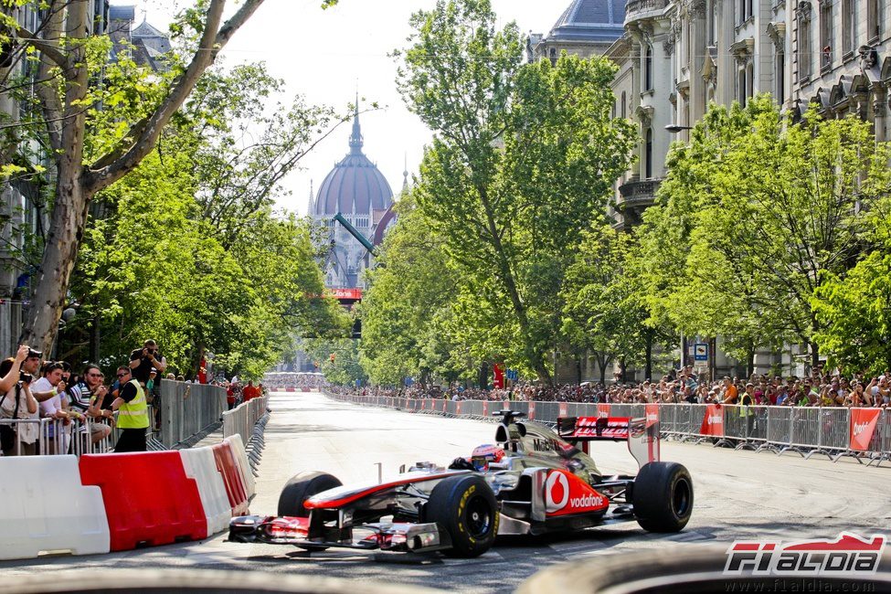 Jenson Button con el MP4-26 en Budapest