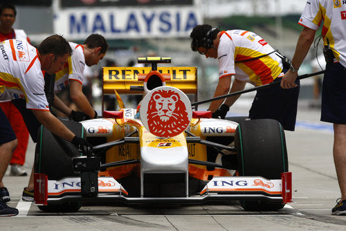 Piquet hace una parada