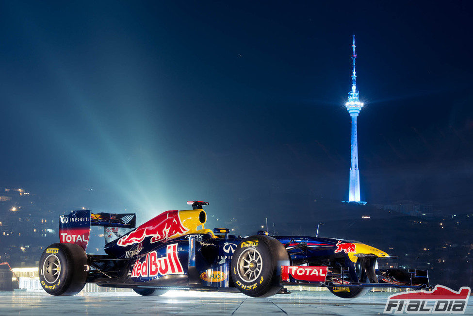 El RB7 en la noche de Bakú