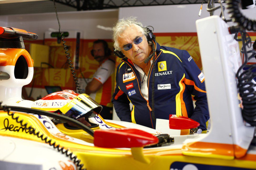 Briatore habla con Fernando Alonso