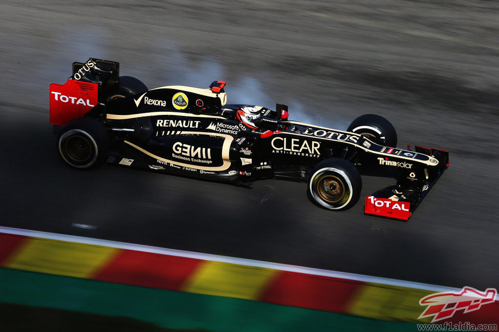 Räikkönen bloquea ruedas en la clasificación del GP de Bélgica 2012