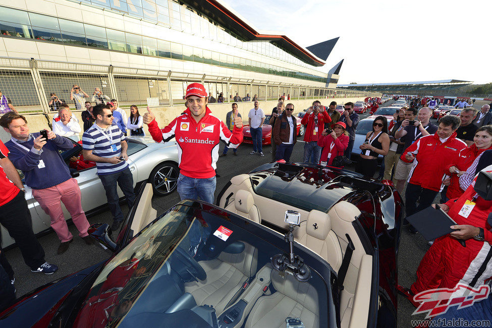 Felipe Massa en la concentración de Ferrari en Silverstone