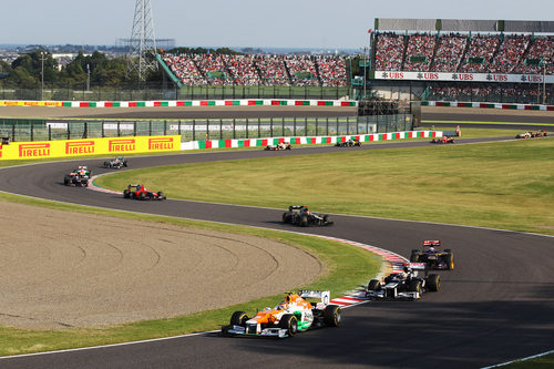 Nico Hülkenberg atraviesa las 'eses' de Suzuka