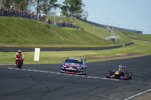 Casey Stoner, Jaimie Whincup y Mark Webber