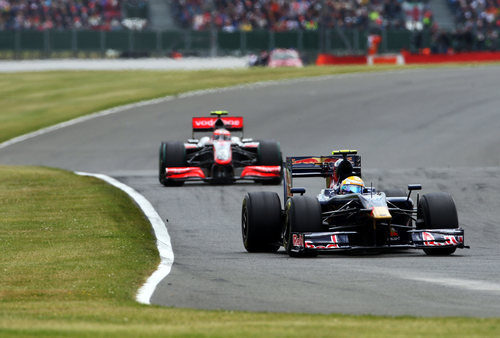 Buemi pelea con Kovalainen