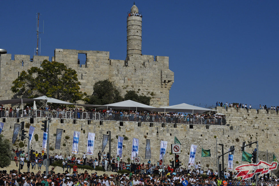 La ciudad de Jerusalén se abarrota de gente por el Jerusalem Peace Road Show