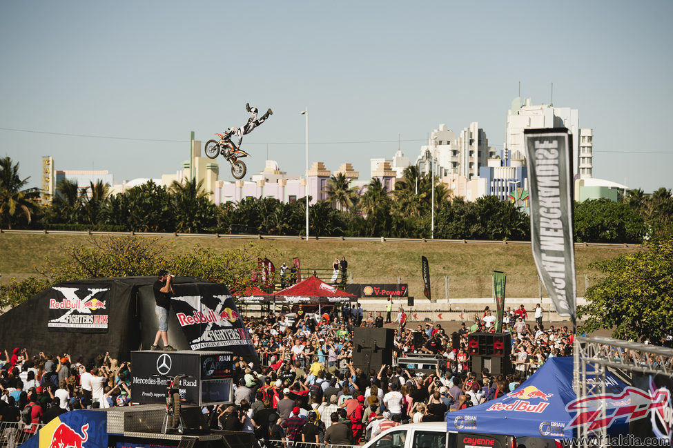 Top Gear y Red Bull, unidos en Sudáfrica