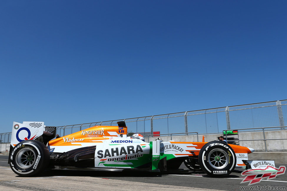 Adrian Sutil, también en los tests