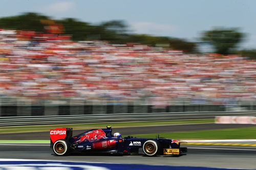 Daniel Ricciardo clasificó séptimo en Monza