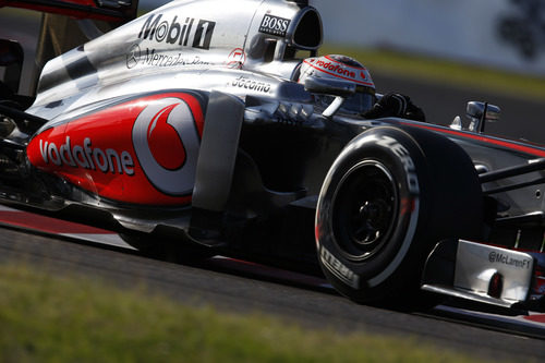 Jenson Button alcanzó la Q3 en Japón