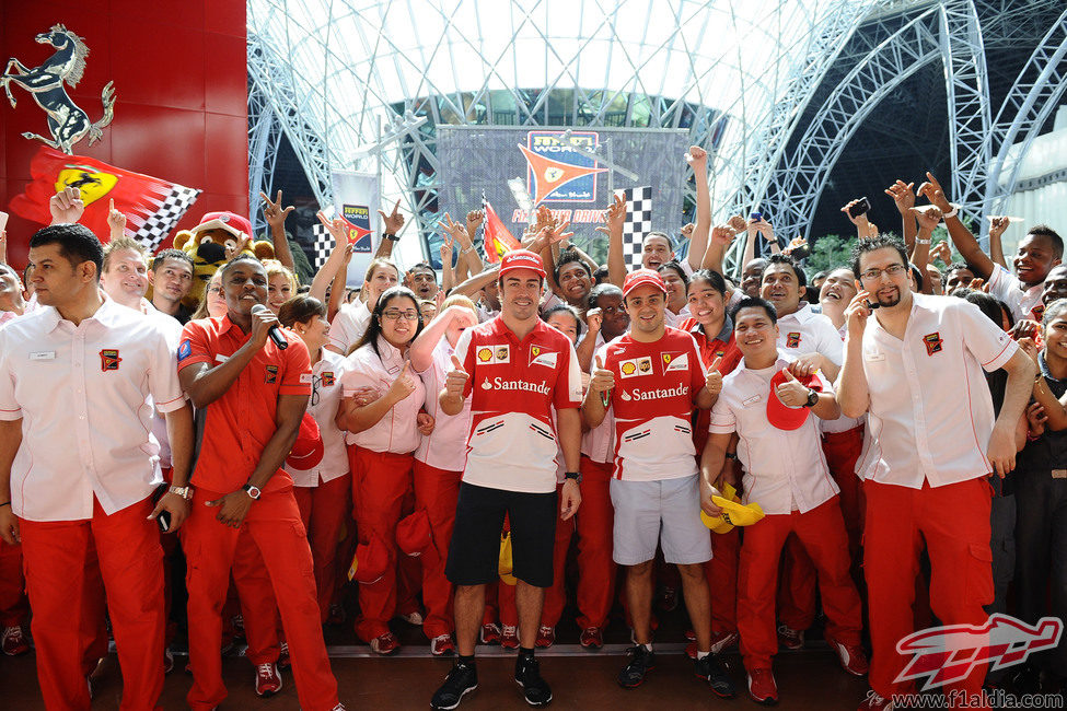 Fiesta en el Ferrari World de Abu Dabi