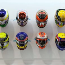 Cascos de algunos pilotos de la F1