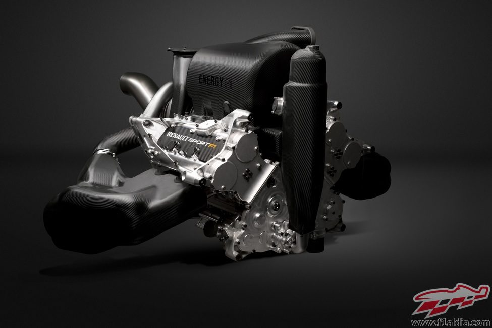 Otra perspectiva del motor Renault V6