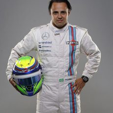 Felipe Massa posa con los nuevos colores de Martini