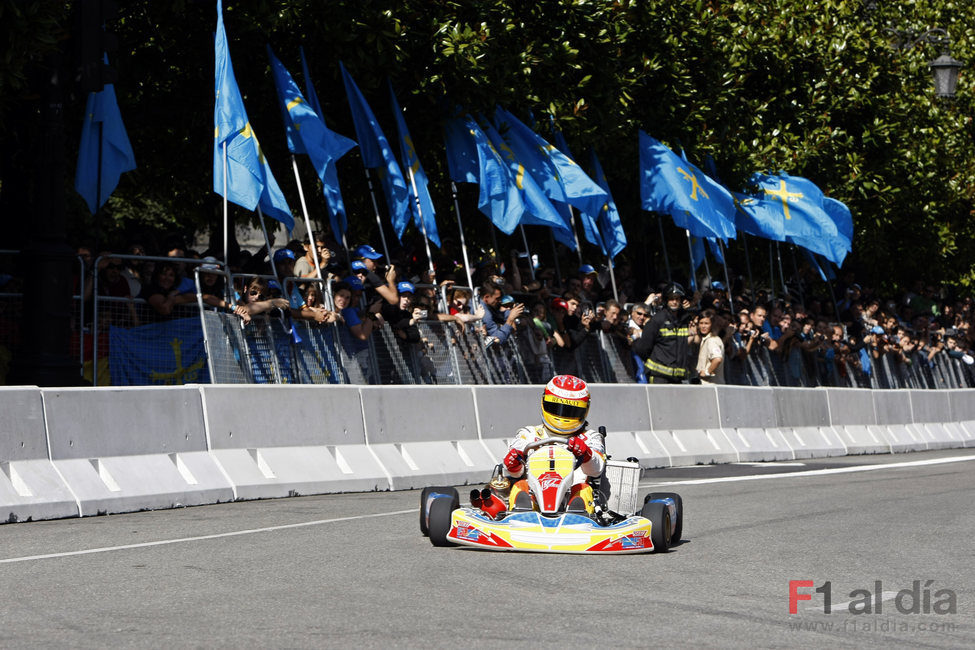 Alonso en un kart