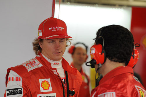 Raikkonen en boxes