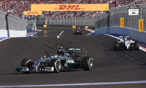 Nico Rosberg aguanta 51 vueltas con los mismos neumáticos