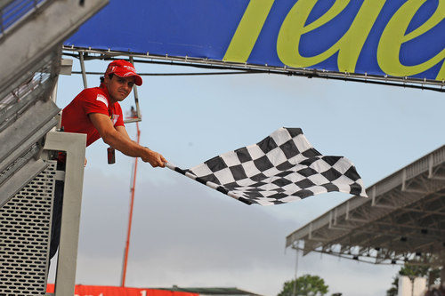 Massa con la bandera a cuadros