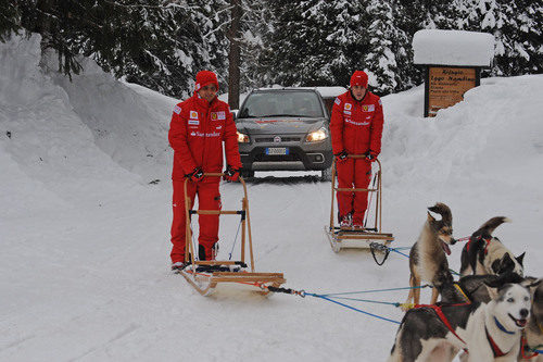 Massa y Alonso pasándolo bien en la nieve