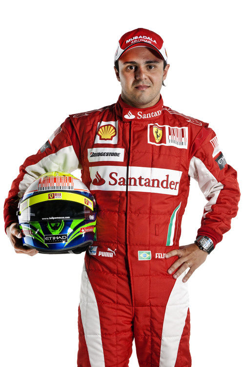 Felipe Massa vuelve a enfundarse el rojo