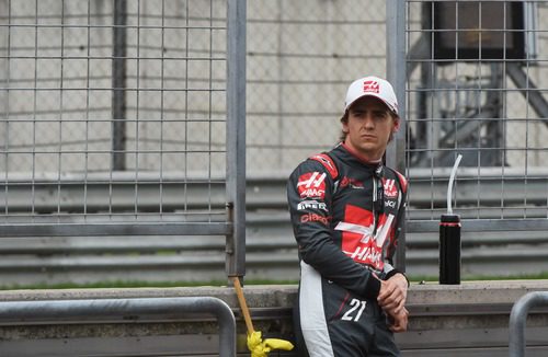 Esteban Gutiérrez tuvo un día con poca actividad