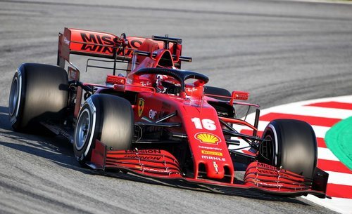 Leclerc se sube al SF1000