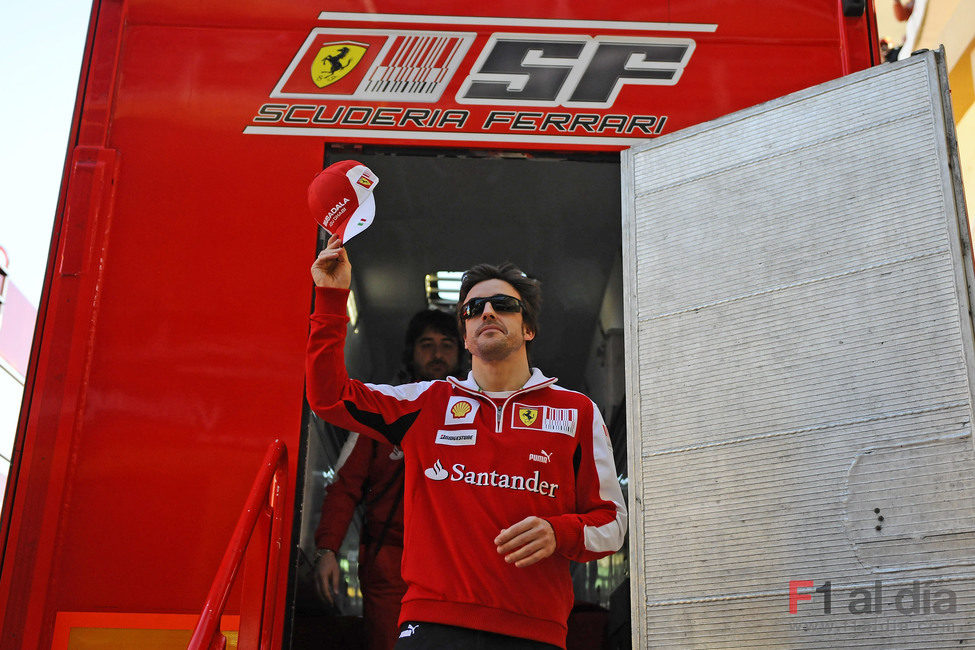 Fernando Alonso llega a Valencia