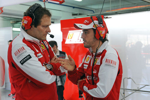 Aldo Costa y Fernando Alonso