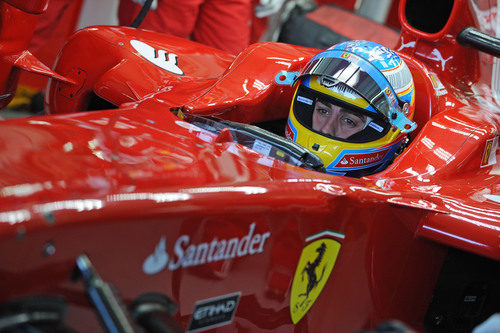 Alonso en el box