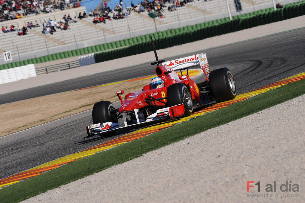 Alonso corre para Maranello