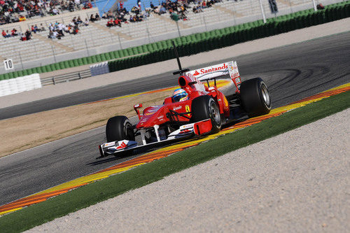 Alonso corre para Maranello