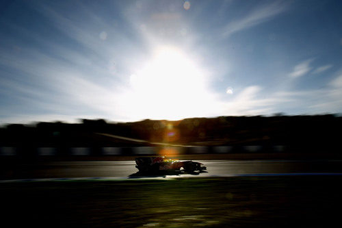 El amanecer ilumina a Webber