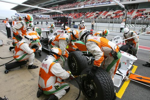 Cambio de neumátios para el VJM03