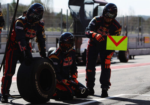 Los mecánicos de Toro Rosso