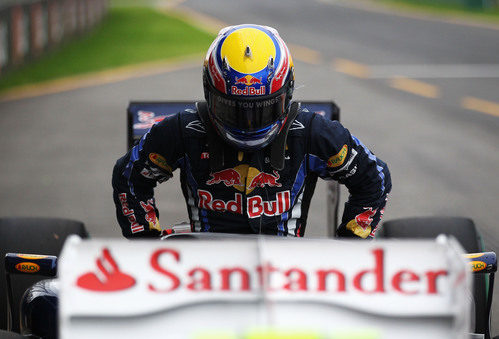 Mark Webber se baja de su monoplaza