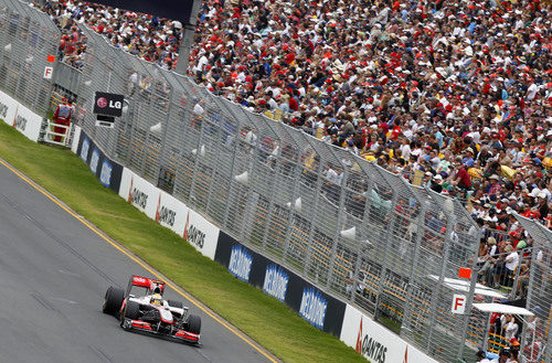 Las gradas del GP de Australia 2010 abarrotadas