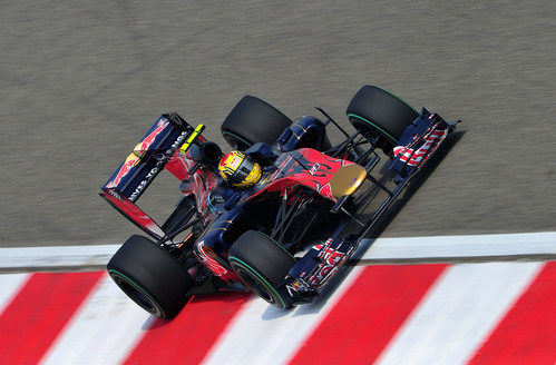 El Toro Rosso de Alguersuari en pista