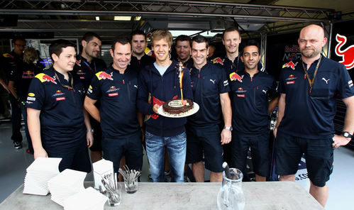 Vettel celebra su cumpleaños