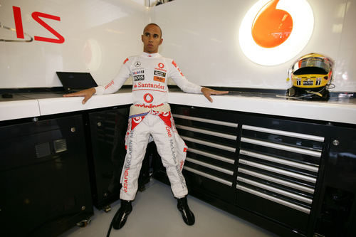 Hamilton en boxes